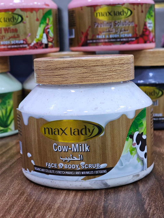 اسکراب شنی صورت و بدن مکس لیدی | عصاره شیر (Cow Milk)